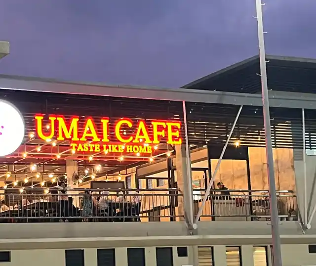 Umai Cafe Putrajaya, Kompleks Sukan Air